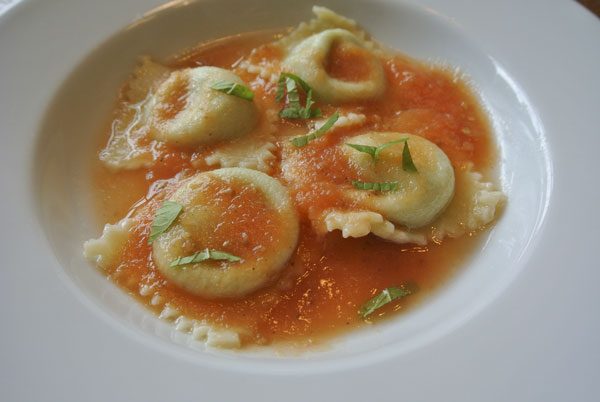 Ravioli met ricotta en spinazie